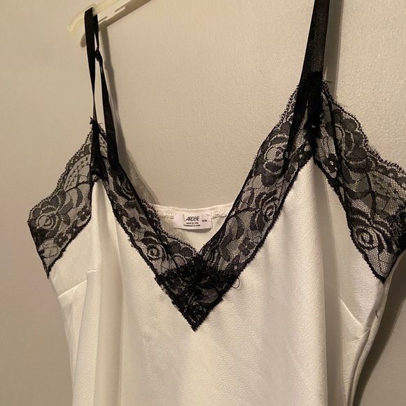 Lace camisole - Picture 1 of 3